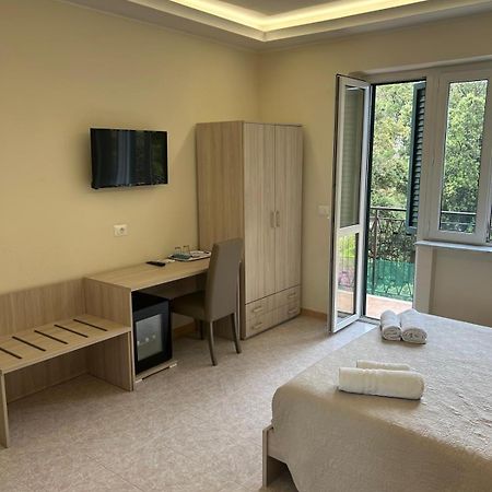 Vittorio Veneto Accomodation - Tropea City Center Exterior photo
